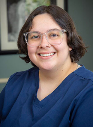 Kris Robinson, Veterinary Technician Assistant