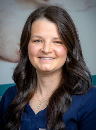 Sabrena Smith, Veterinary Assistant